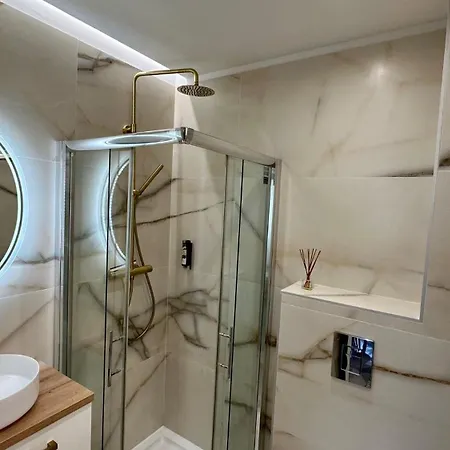 Climatise, Proche De La דירה *