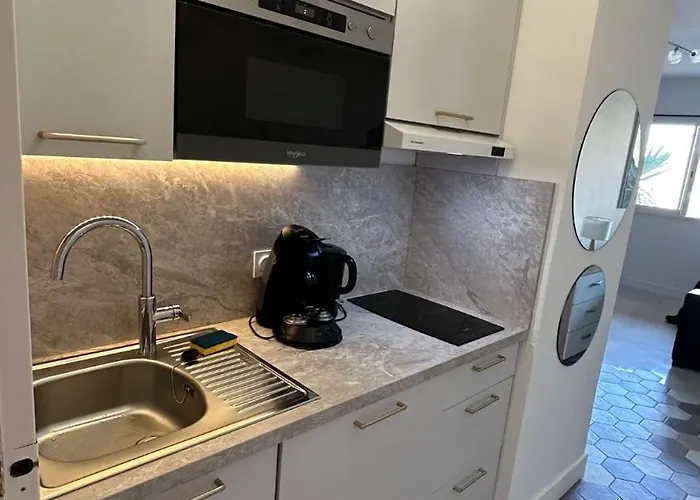 Appartement Climatisé, Proche De La